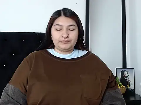 LauraHorny69 online show from February 21, 2026, 1:02 pm