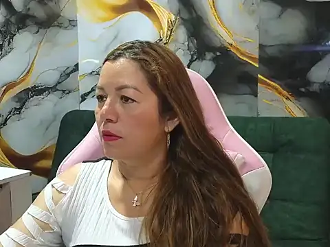 Snapshot of Andry_will chatting on February 4, 2026, 8:04 pm Andry will online show from February 4, 2026, 8:04 pm