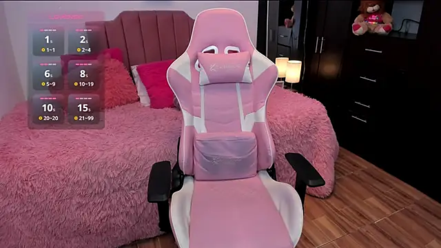 Snapshot of Nina_curves chatting on February 9, 2026, 7:12 pm Nina curves online show from February 9, 2026, 7:12 pm