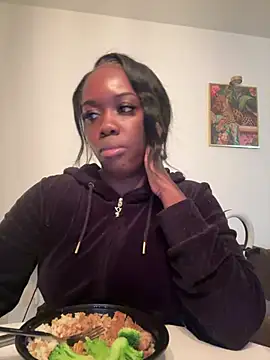 icelyne 2001 online show from February 28, 2026, 11:48 pm