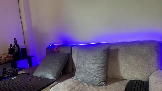 selenaln online show from February 24, 2026, 6:31 pm