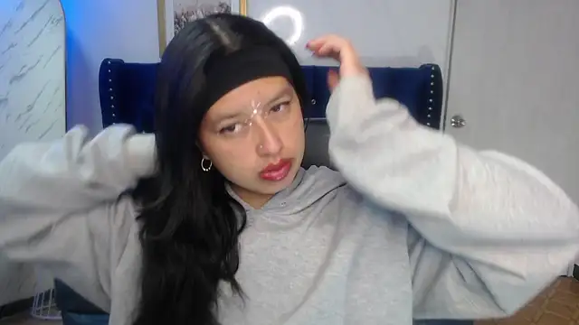 Candy Rose v online show from March 4, 2026, 1:08 pm