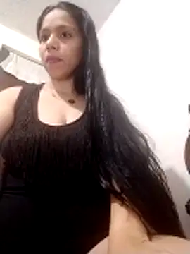 Snapshot of AriaRavelle chatting on February 20, 2026, 3:03 am AriaRavelle online show from February 20, 2026, 3:03 am