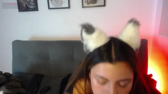 Snapshot of Selina_Sykes chatting on February 20, 2026, 8:33 pm Selina Sykes online show from February 20, 2026, 8:33 pm