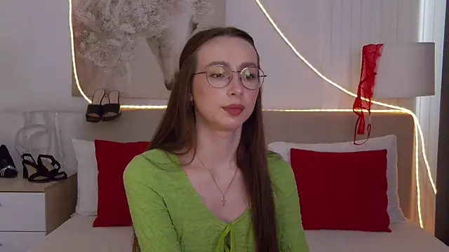 Emily Simon online show from April 2, 2026, 5:25 am