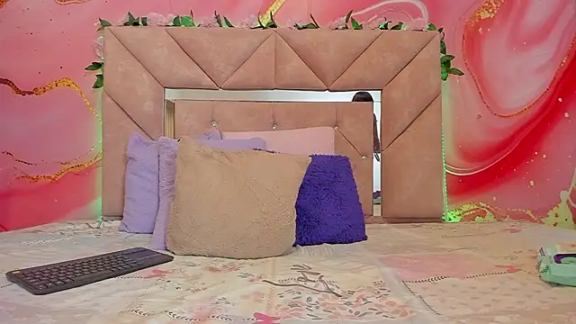 Snapshot of sweet__luna__ chatting on February 27, 2026, 10:59 am sweet luna online show from February 27, 2026, 10:59 am