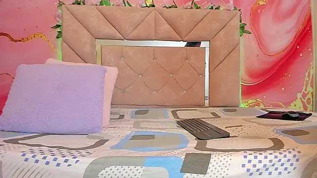 Snapshot of sweet__luna__ chatting on February 25, 2026, 11:10 am sweet luna online show from February 25, 2026, 11:10 am