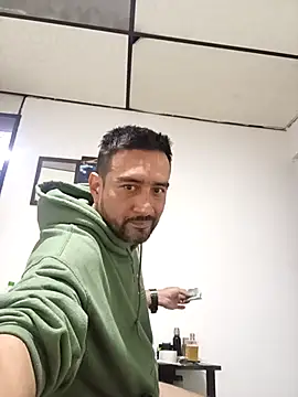 ahsssex2026 online show from April 24, 2026, 7:10 am