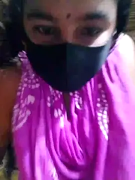 Snapshot of Hot_Sweeti chatting on June 30, 2026, 5:51 am Hot Sweeti online show from June 30, 2026, 5:51 am