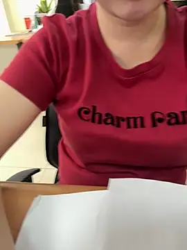 Donna9696 online show from April 8, 2026, 1:18 am