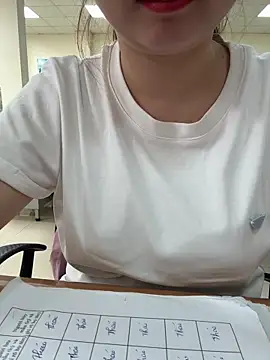 Donna9696 online show from April 6, 2026, 1:12 am