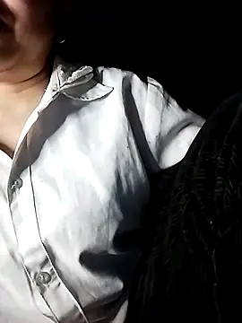 Sam-cute online show from April 16, 2026, 2:51 pm