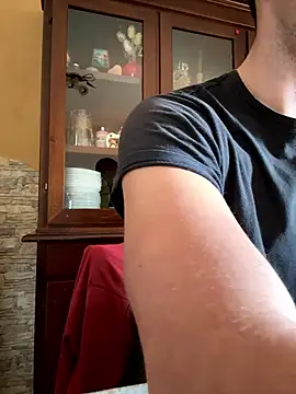 Snapshot of badCecio chatting on January 14, 2026, 11:14 am badCecio online show from January 14, 2026, 11:14 am