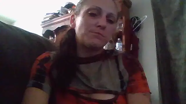 LadySn0w26 online show from July 2, 2026, 10:16 pm