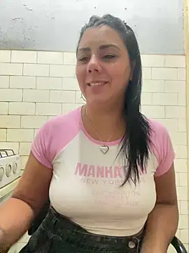 anita1825 online show from March 2, 2026, 7:54 pm