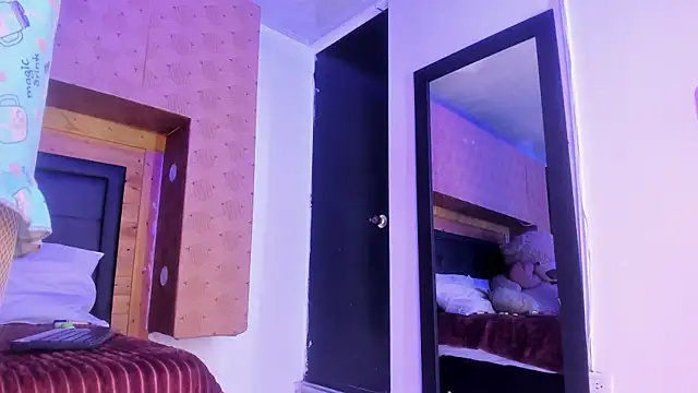 Samantha Blaze1 online show from February 20, 2026, 11:12 am