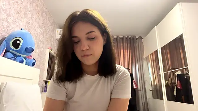 Lunavirexiall online show from January 16, 2026, 11:25 am