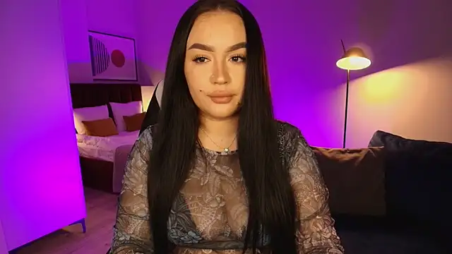 Snapshot of tinafox_ chatting on February 18, 2026, 8:22 am tinafox online show from February 18, 2026, 8:22 am