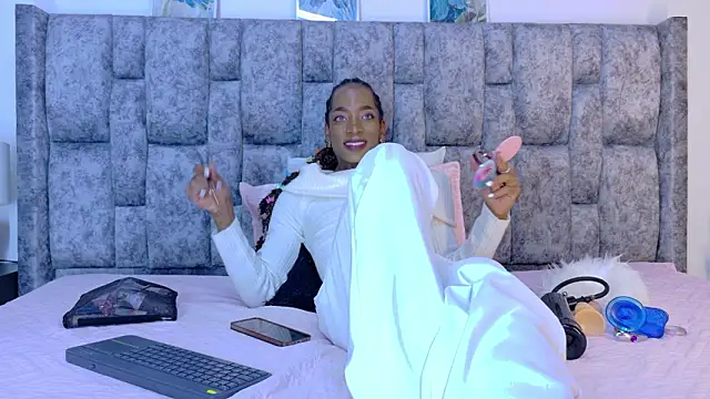 Snapshot of samirths_boy_ chatting on February 1, 2026, 7:12 pm samirths boy online show from February 1, 2026, 7:12 pm