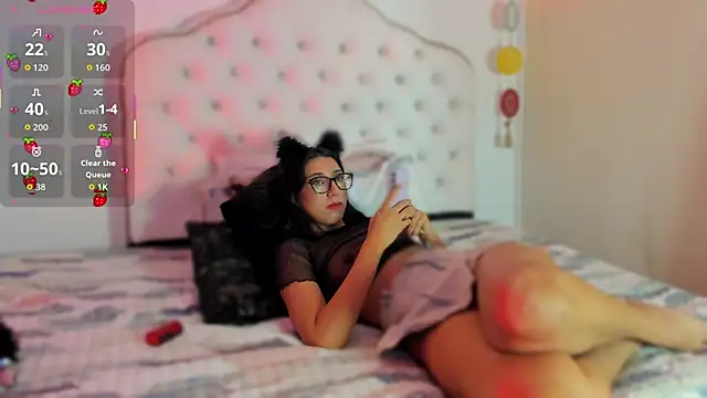 Snapshot of SusannaDoll chatting on March 4, 2026, 1:41 pm SusannaDoll online show from March 4, 2026, 1:41 pm