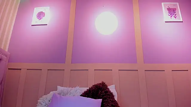 Snapshot of LilithAllenn chatting on February 22, 2026, 4:15 am LilithAllenn online show from February 22, 2026, 4:15 am