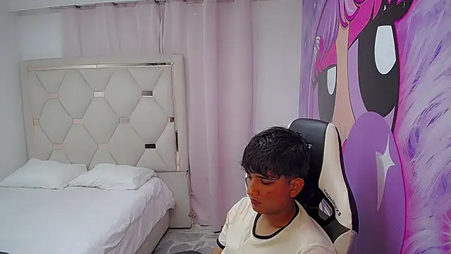 Snapshot of Maxwell_boys chatting on February 18, 2026, 3:15 am Maxwell boys online show from February 18, 2026, 3:15 am