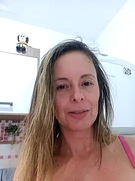 Snapshot of sapequinhaahmister chatting on April 5, 2026, 5:08 pm sapequinhaahmister online show from April 5, 2026, 5:08 pm