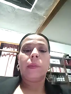 RossyAlvarez online show from April 18, 2026, 12:57 am