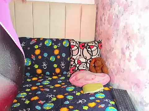 sara sant online show from February 8, 2026, 4:26 pm