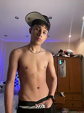 Adam hottie online show from April 15, 2026, 6:52 am