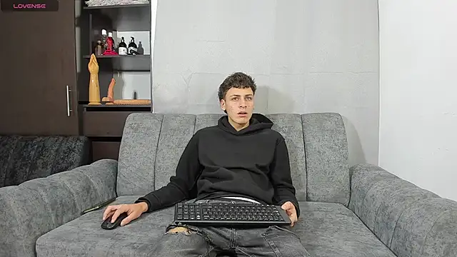 Snapshot of Two_sexboys chatting on February 8, 2026, 7:44 pm Two sexboys online show from February 8, 2026, 7:44 pm