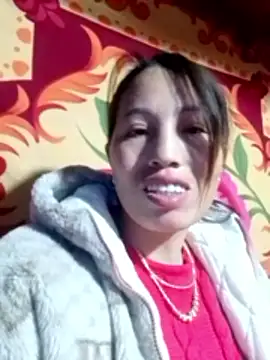 Gummiesu online show from February 9, 2026, 6:50 pm