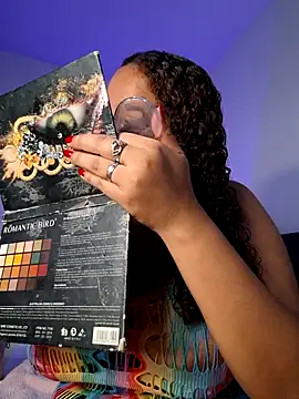 Snapshot of curly_girl_31 chatting on February 25, 2026, 7:58 pm curly girl 31 online show from February 25, 2026, 7:58 pm