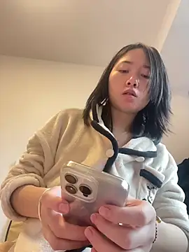 Cheating-wife online show from March 17, 2026, 8:17 am