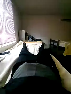 Snapshot of jamesybooy chatting on February 25, 2026, 7:36 pm jamesybooy online show from February 25, 2026, 7:36 pm