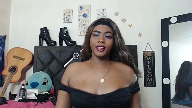 Snapshot of Natashabella___ chatting on June 4, 2026, 4:11 pm Natashabella online show from June 4, 2026, 4:11 pm