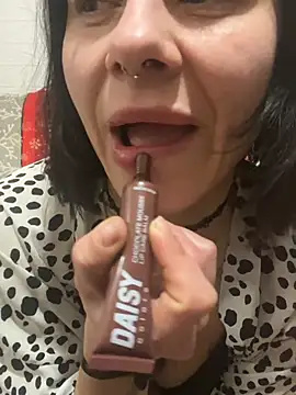 AlisRoxy online show from February 6, 2026, 8:49 pm