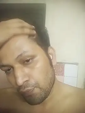 Snapshot of Pravin9562 chatting on February 27, 2026, 7:35 pm Pravin9562 online show from February 27, 2026, 7:35 pm