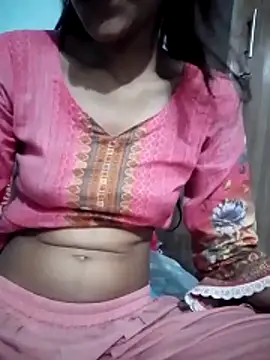 Snapshot of Maliha_Chowdhury chatting on May 6, 2026, 9:35 am Maliha Chowdhury online show from May 6, 2026, 9:35 am
