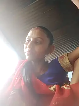 Snapshot of Juli_rathore chatting on July 4, 2026, 5:03 am Juli rathore online show from July 4, 2026, 5:03 am
