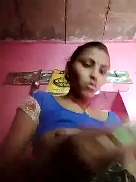 Snapshot of Juli_rathore chatting on July 12, 2026, 2:23 am Juli rathore online show from July 12, 2026, 2:23 am