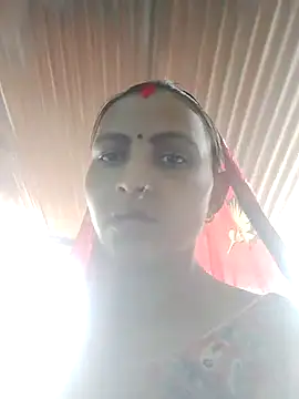 Snapshot of Juli_rathore chatting on June 28, 2026, 4:19 am Juli rathore online show from June 28, 2026, 4:19 am