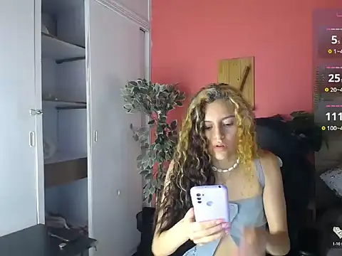 maria Turner1 online show from April 18, 2026, 11:01 am