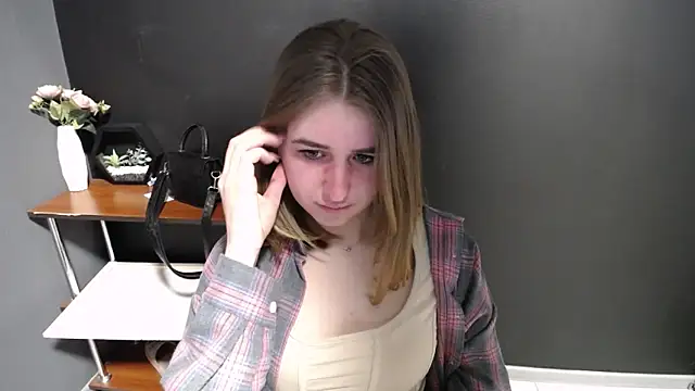 Sunny siren online show from March 23, 2026, 1:55 pm