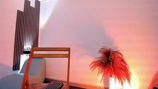 Snapshot of fransheskarossi chatting on February 1, 2026, 12:03 pm fransheskarossi online show from February 1, 2026, 12:03 pm