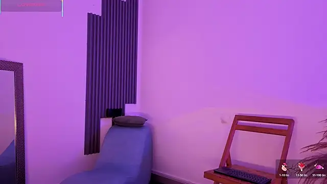 Snapshot of fransheskarossi chatting on March 2, 2026, 12:01 pm fransheskarossi online show from March 2, 2026, 12:01 pm