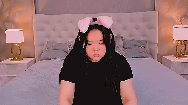 YUMI G online show from March 1, 2026, 8:31 pm