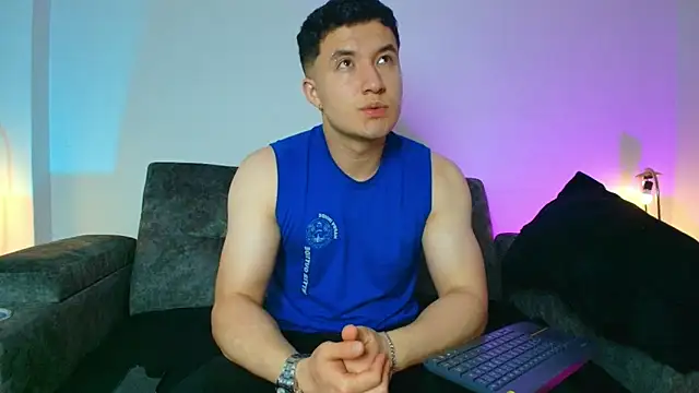 Alexander Connor online show from March 21, 2026, 12:09 pm