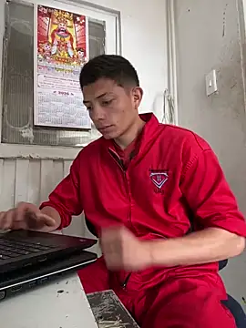 santiObrero online show from February 23, 2026, 3:56 pm