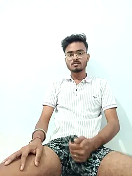 sdgjjkkmm online show from March 26, 2026, 1:59 am